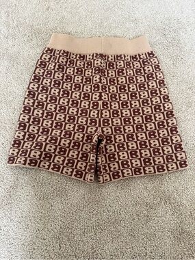 By Billie knit shorts m/l